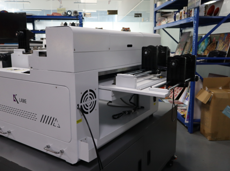 УФ-принтер для плоской и рулон – обзор и цена Commercial Wrap Printing